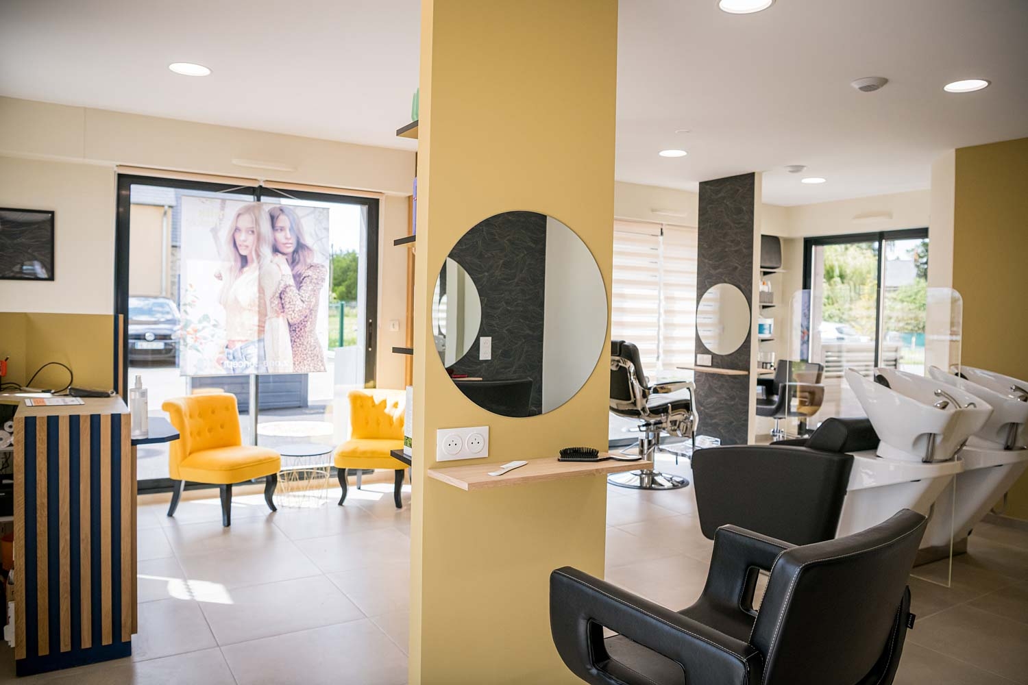Salon de coiffure St Père Marc en Poulet | par Florence Vatelot